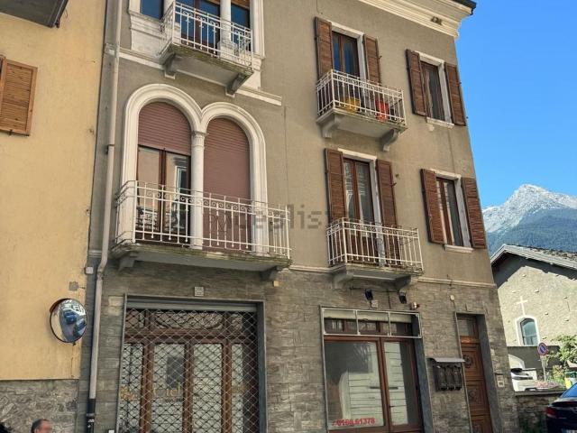 Locale Commerciale in vendita a Conoz, Chatillon