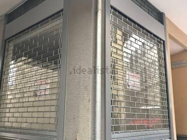 Locale Commerciale in vendita a Campoledro, Sondrio