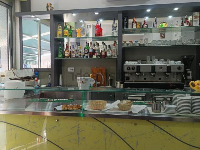 Locale Commerciale in vendita a IV Circoscrizione, Messina