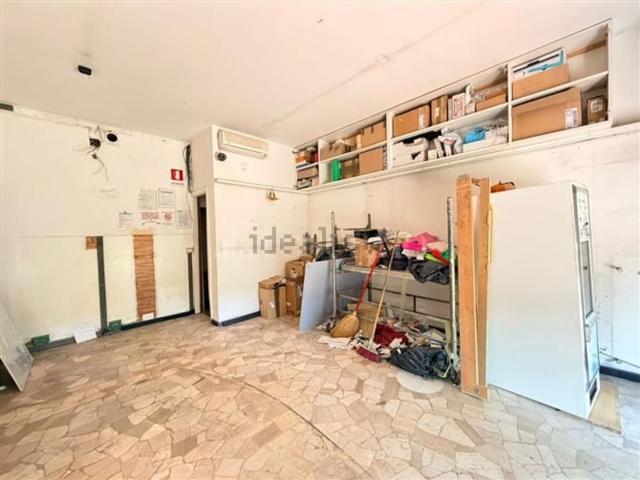 Locale Commerciale in vendita a Quartiere 5, Firenze