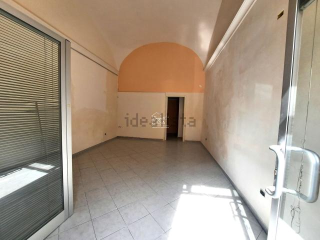 Locale Commerciale in vendita a San Giorgio A Cremano, Campania