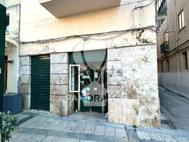 Locale Commerciale in vendita a Alcamo, Sicilia