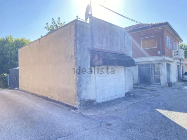 Locale Commerciale in vendita a Portomaggiore, Reggio Emilia