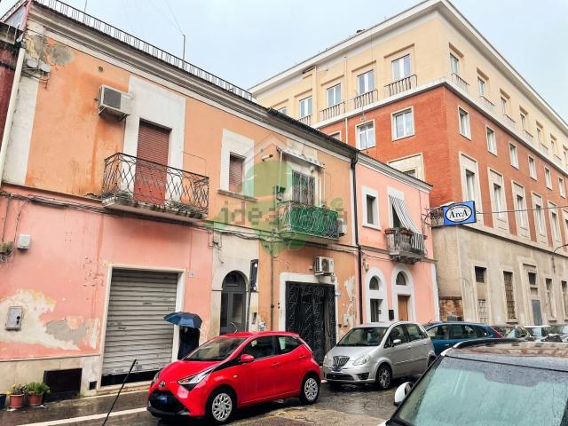 Locale Commerciale in vendita a Puglia, Foggia