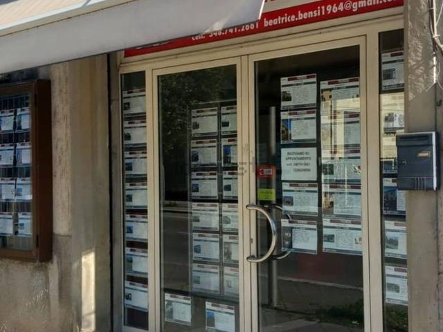 Locale Commerciale in vendita a Casamicciola, Bibbiena