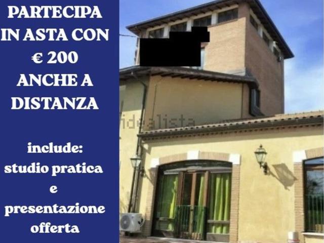 Locale Commerciale in vendita a Città Sant'angelo, Abruzzo