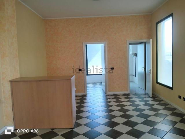 Locale Commerciale in vendita a Saonara, Veneto
