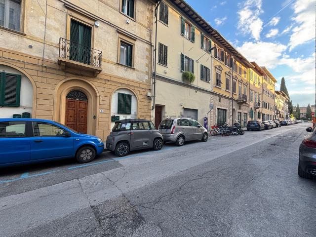 Locale Commerciale in vendita a Quartiere 1, Firenze