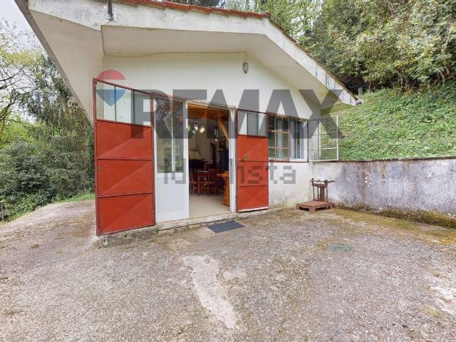 Locale Commerciale in vendita a Unione dei comuni Media Valle del Serchio, Borgo A Mozzano