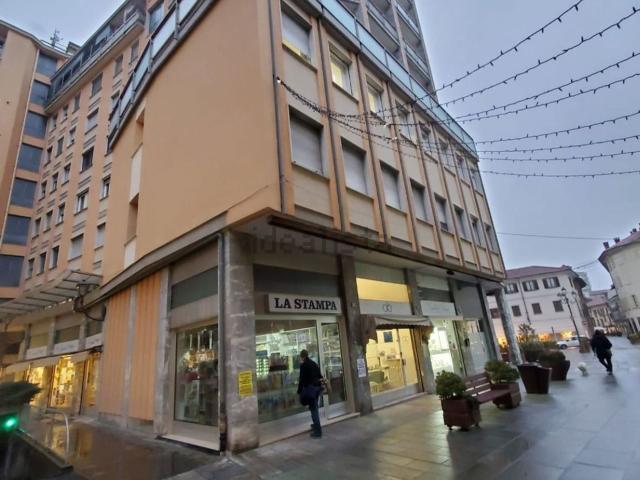 Locale Commerciale in vendita a Cellio con Breia, Piemonte