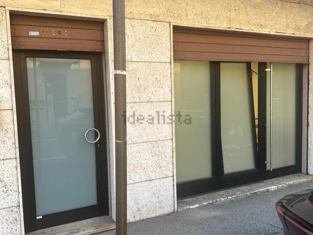 Locale Commerciale in vendita a Mestre-Carpenedo, Venezia