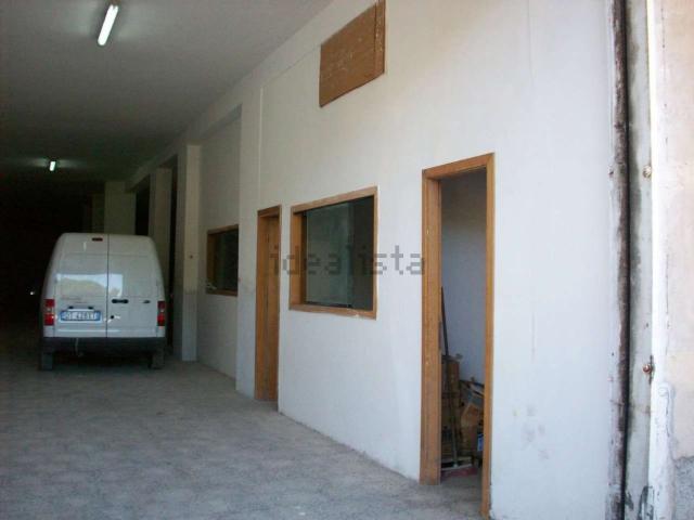 Locale Commerciale in vendita a Le Dune, Agrigento