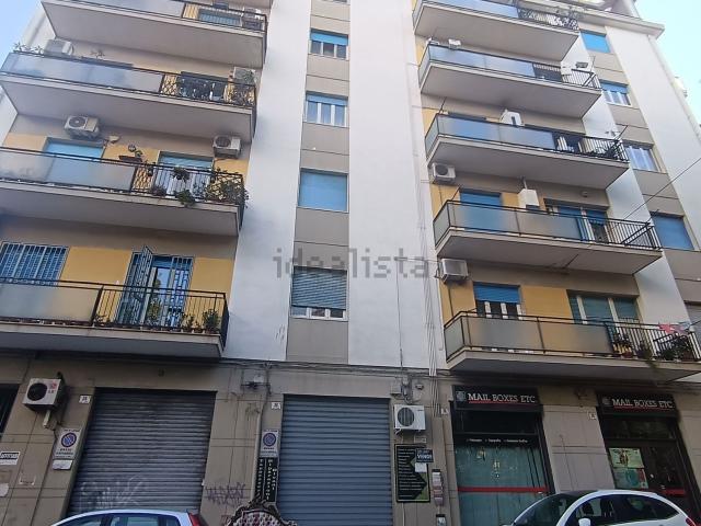 Locale Commerciale in vendita a Borgo-Sanzio, Catania