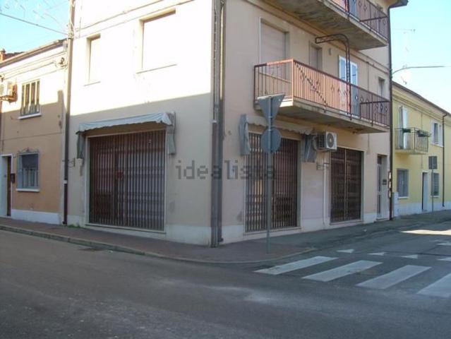Locale Commerciale in vendita a Unione Delta del Po, Migliarino