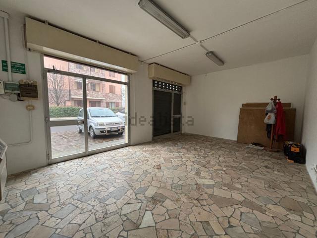 Locale Commerciale in vendita a Unione delle Terre d'Argine, Carpi