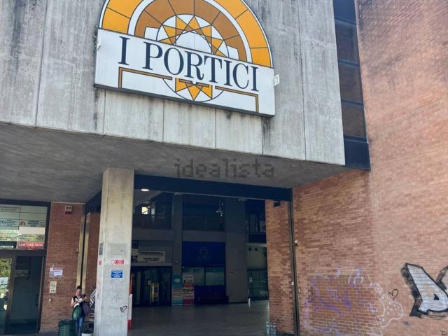 Locale Commerciale in vendita a Piemonte, Torino