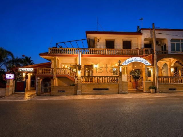 Locale Commerciale in vendita a Puglia, Lecce