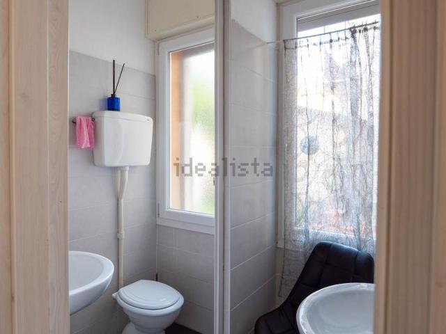 Locale Commerciale in vendita a Chirignago-Zelarino, Venezia