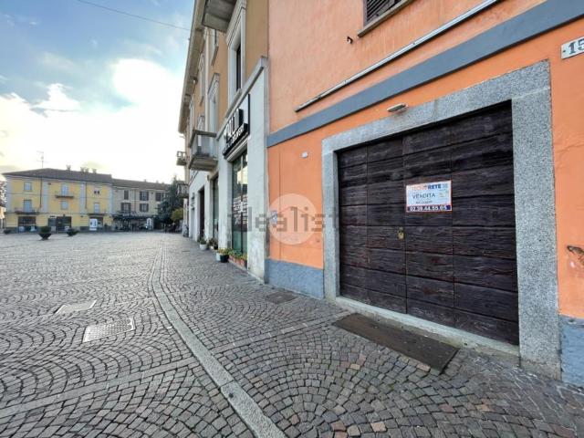 Locale Commerciale in vendita a Castelletto, Abbiategrasso