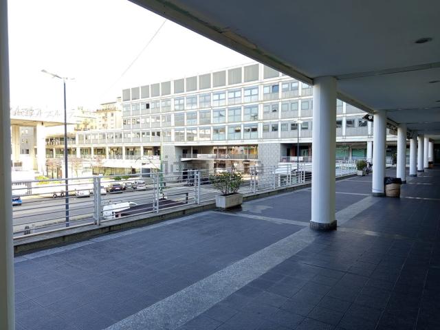 Locale Commerciale in vendita a Mazzetta, La Spezia