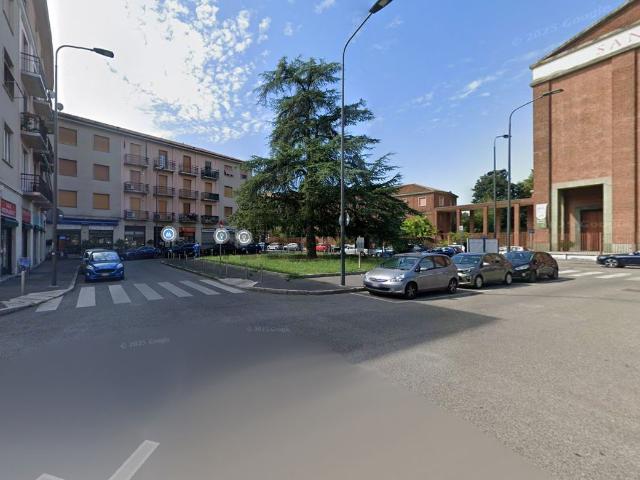 Locale Commerciale in vendita a Municipio 7, Milano