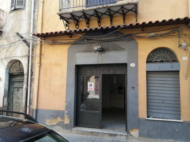 Locale Commerciale in vendita a Termini Imerese, Sicilia