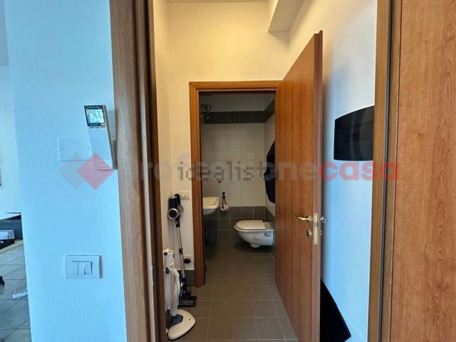 Locale Commerciale in vendita a Legnago, Veneto