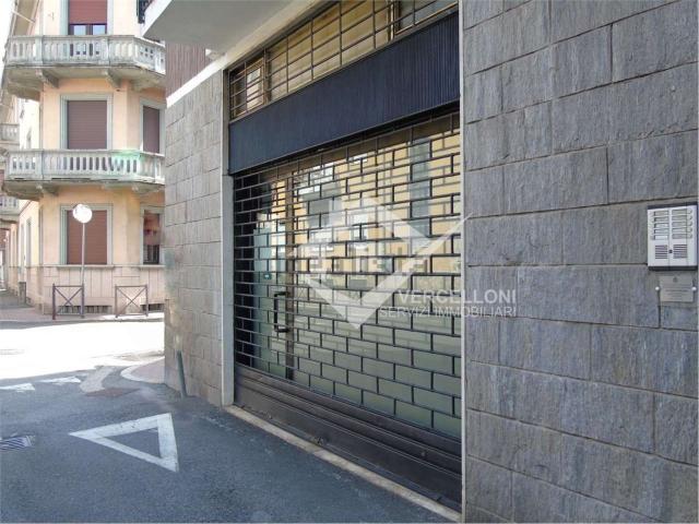 Locale Commerciale in vendita a Santa Rita, Piemonte