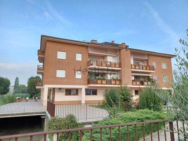 Locale Commerciale in vendita a Schiavo, Marsciano