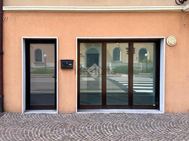 Locale Commerciale in vendita a San Giorgio Di Nogaro, Friuli-Venezia Giulia