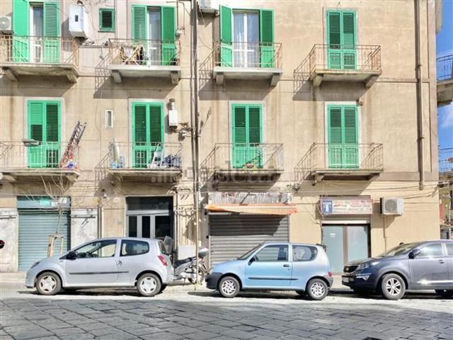 Locale Commerciale in vendita a IV Circoscrizione, Messina