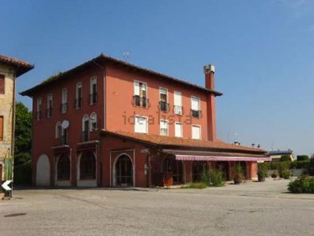 Locale Commerciale in vendita a Fossalta, Veneto