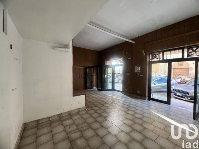 Locale Commerciale in vendita a VIII Circoscrizione, Palermo