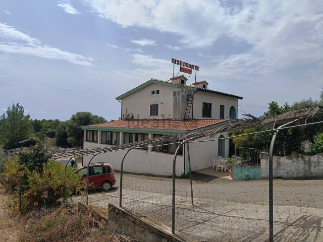 Locale Commerciale in vendita a Santa Maria, Villaputzu