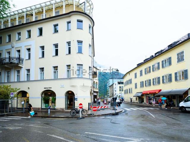 Locale Commerciale in vendita a Rentsch - Rencio, Bolzano - Bozen