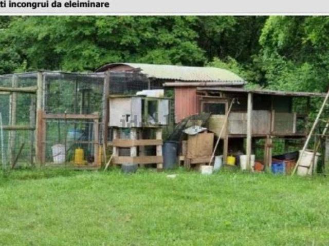 Locale Commerciale in vendita a Papaiano, Poggibonsi