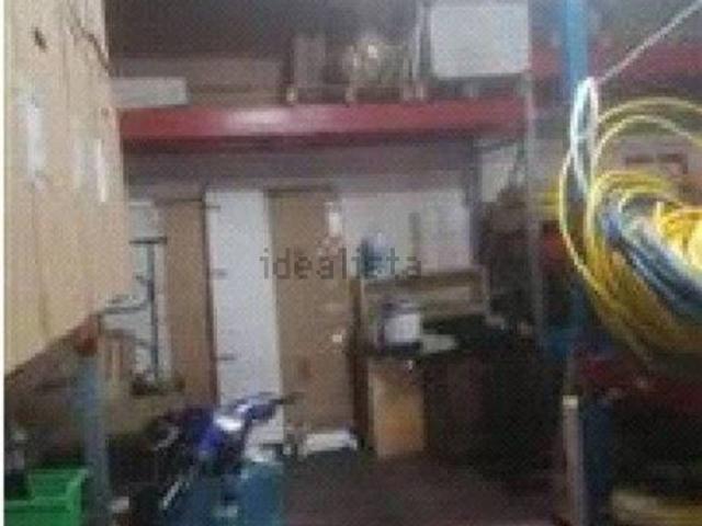 Locale Commerciale in vendita a Puglia, Brindisi