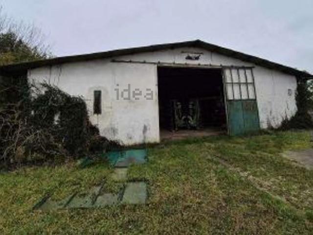 Locale Commerciale in vendita a Zeriolo, Zero Branco