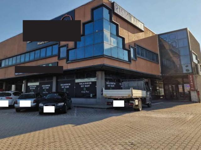 Locale Commerciale in vendita a Fonte, Pederobba