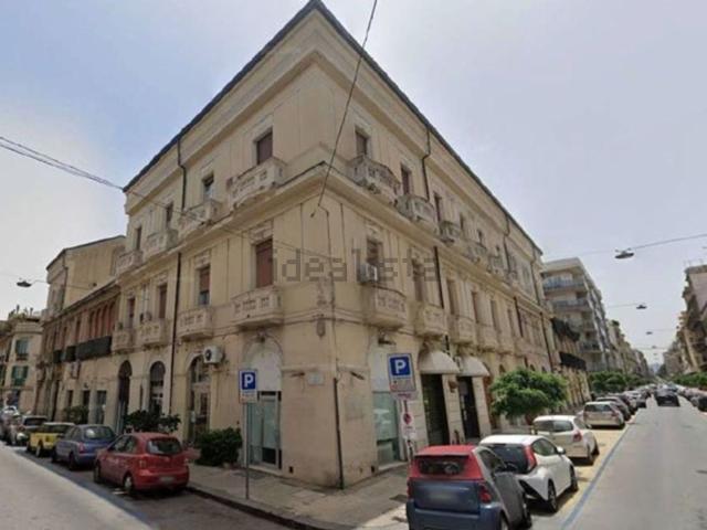 Locale Commerciale in vendita a IV Circoscrizione, Messina