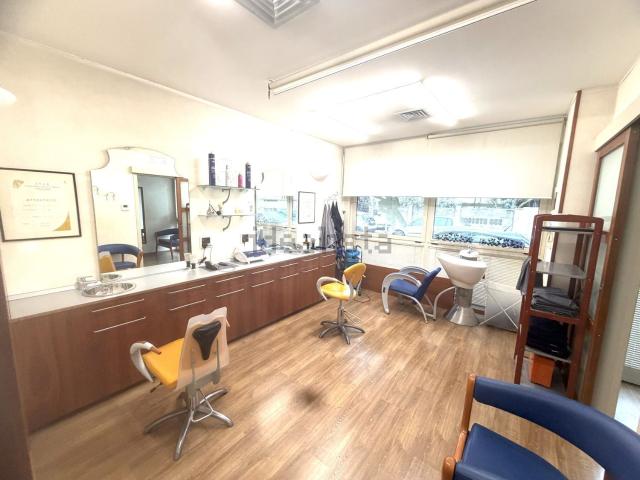 Locale Commerciale in vendita a Monfalcone, Friuli-Venezia Giulia