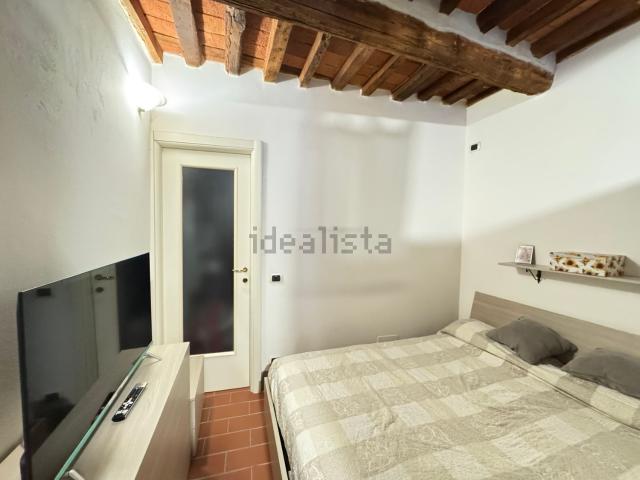 Locale Commerciale in vendita a Camaiore, Lucca