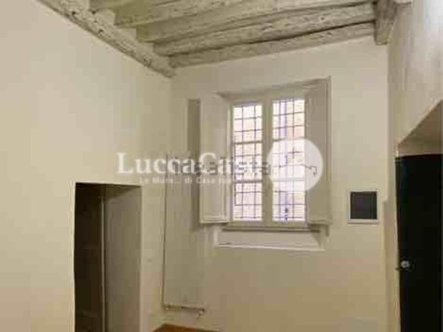 Locale Commerciale in vendita a San Concordio, Bagni Di Lucca Ponte