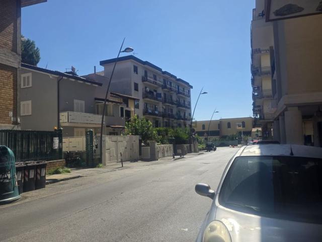 Locale Commerciale in vendita a Rione Sala, Cava de' Tirreni