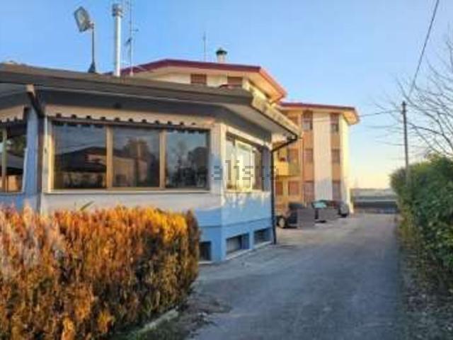 Locale Commerciale in vendita a Prata Di Pordenone, Friuli-Venezia Giulia