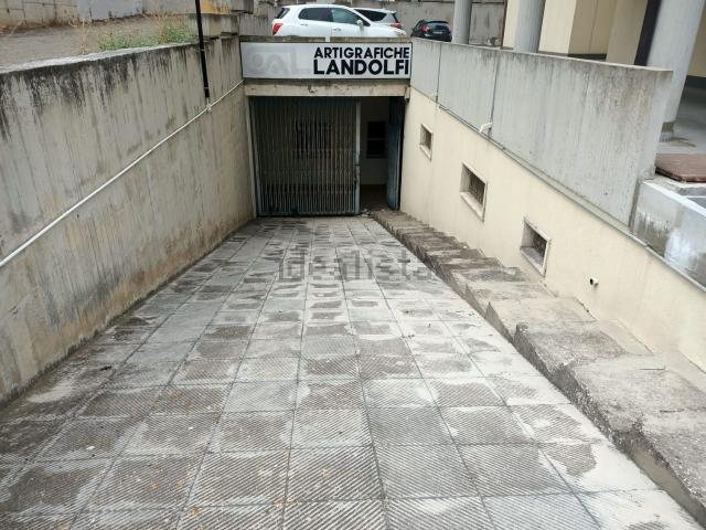 Locale Commerciale in vendita a Termoli, Campobasso