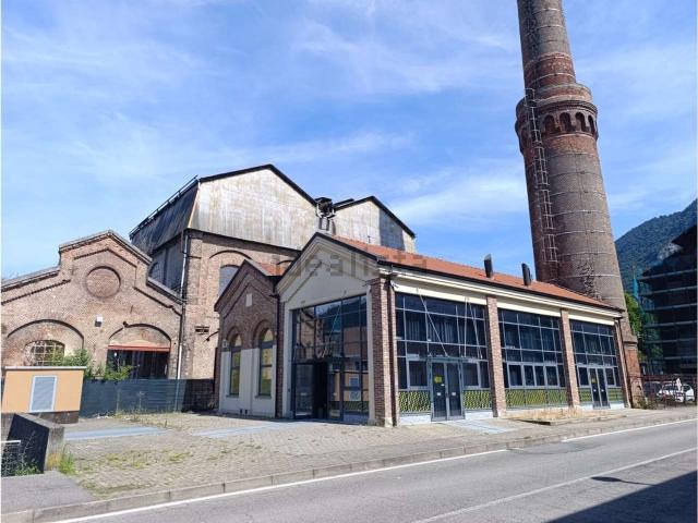 Locale Commerciale in vendita a Pascolo, Calolziocorte