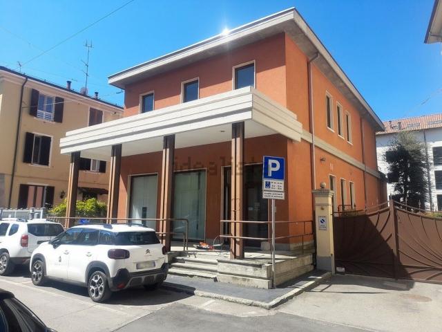 Locale Commerciale in vendita a Mattaleto, Langhirano