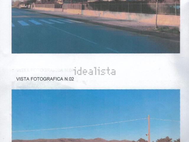 Locale Commerciale in vendita a Mondragone, Campania