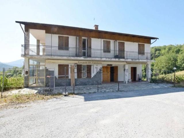 Locale Commerciale in vendita a Piemonte, Cuneo